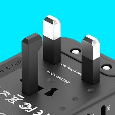 Adaptador de Viagem Universal de Tomadas 3 USB e 2 Type-C