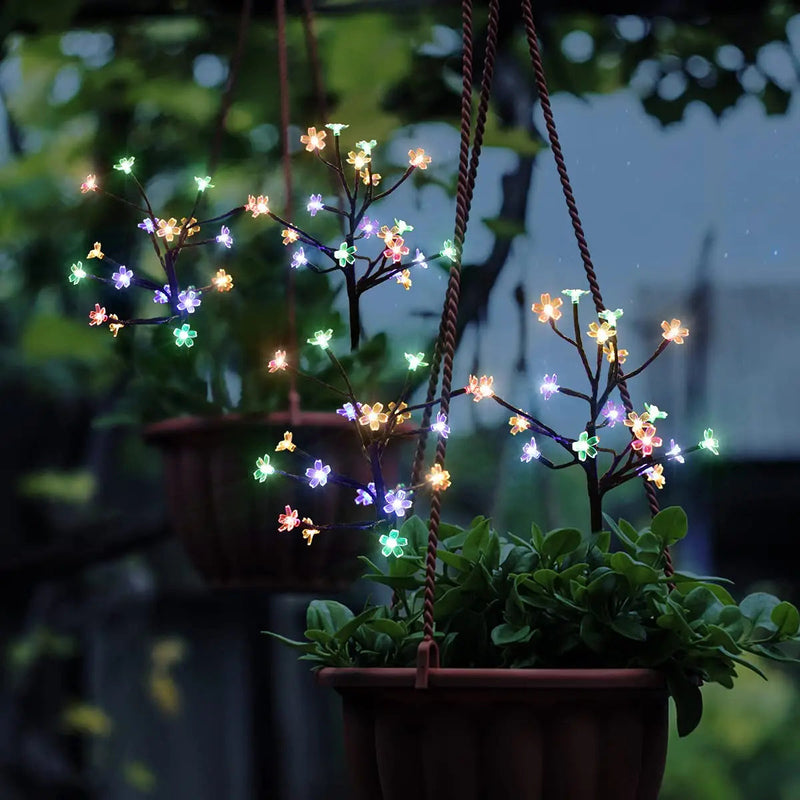 Luminária Solar de Flores para Jardim Impermeável - BloomGlow